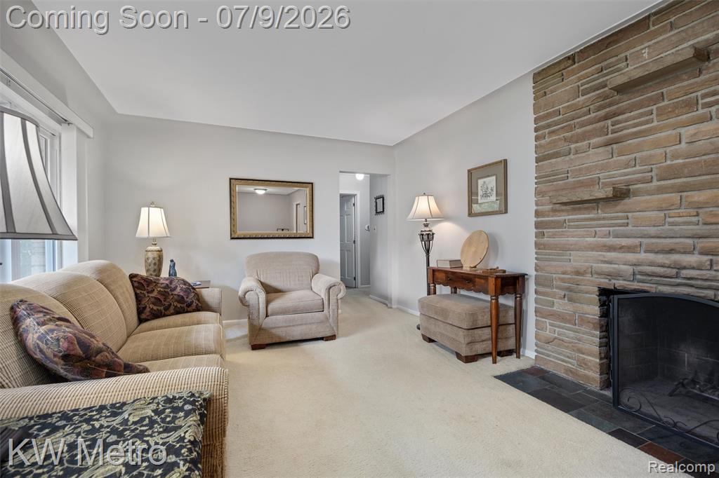 20665 Woodcrest Street, Harper Woods, MI 48225 — Photo 35