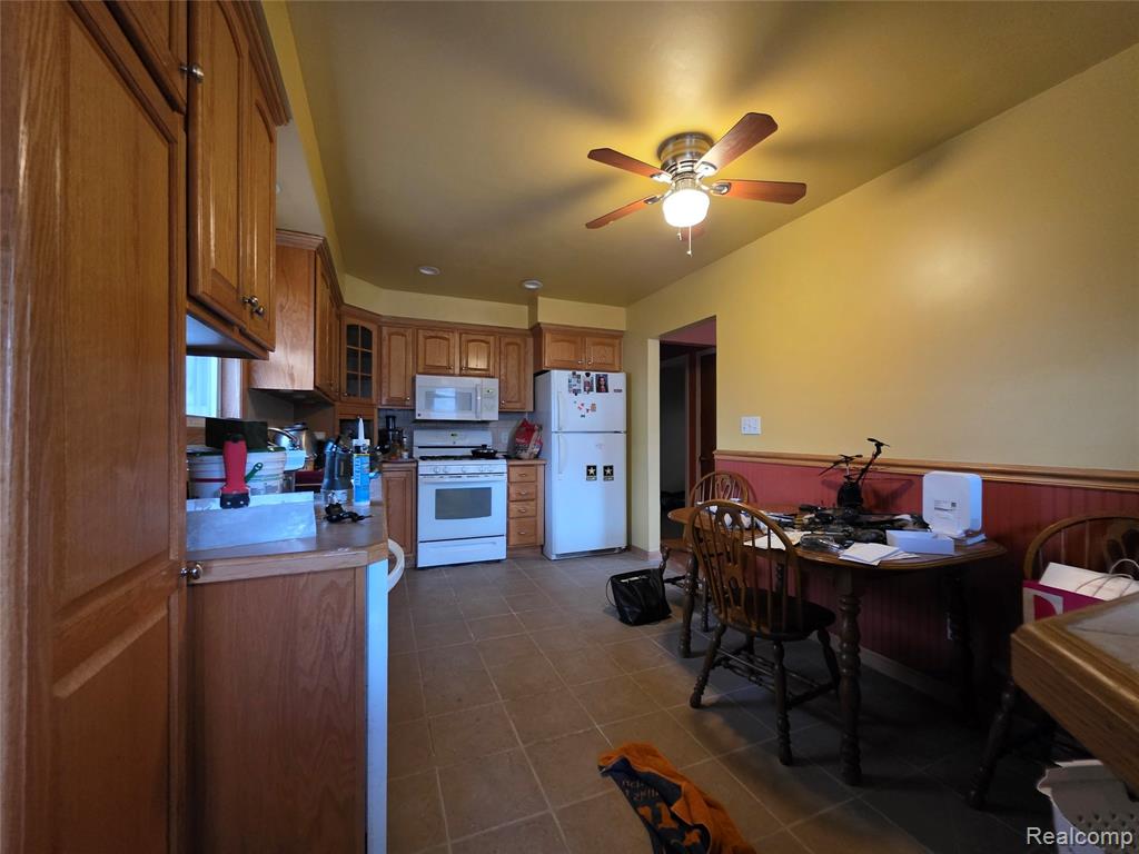1842 Lathers Street, Garden City, MI — Photo 6