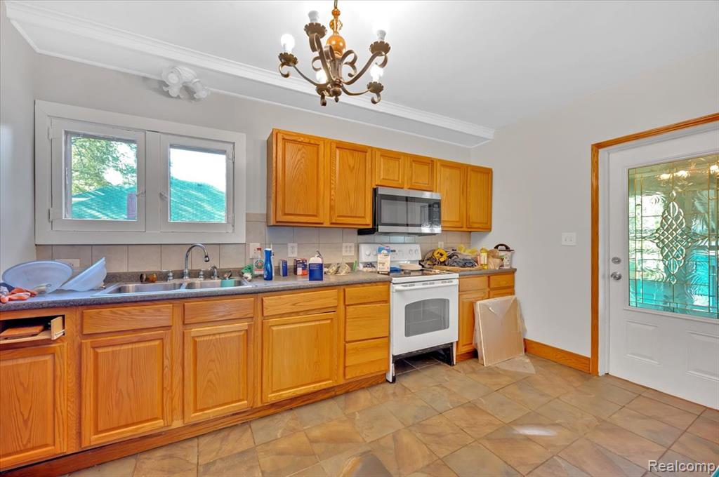 513 N Mercer Street, Durand, MI 48429 — Photo 8