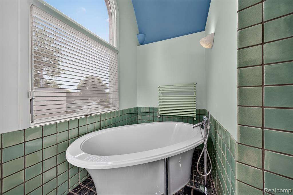 750 Hazelwood Street, Birmingham, MI 48009 — Photo 35