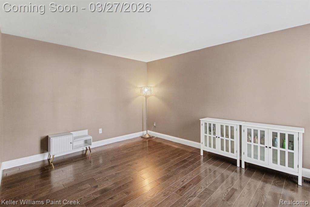 7365 Danbury Drive, West Bloomfield, MI — Photo 9