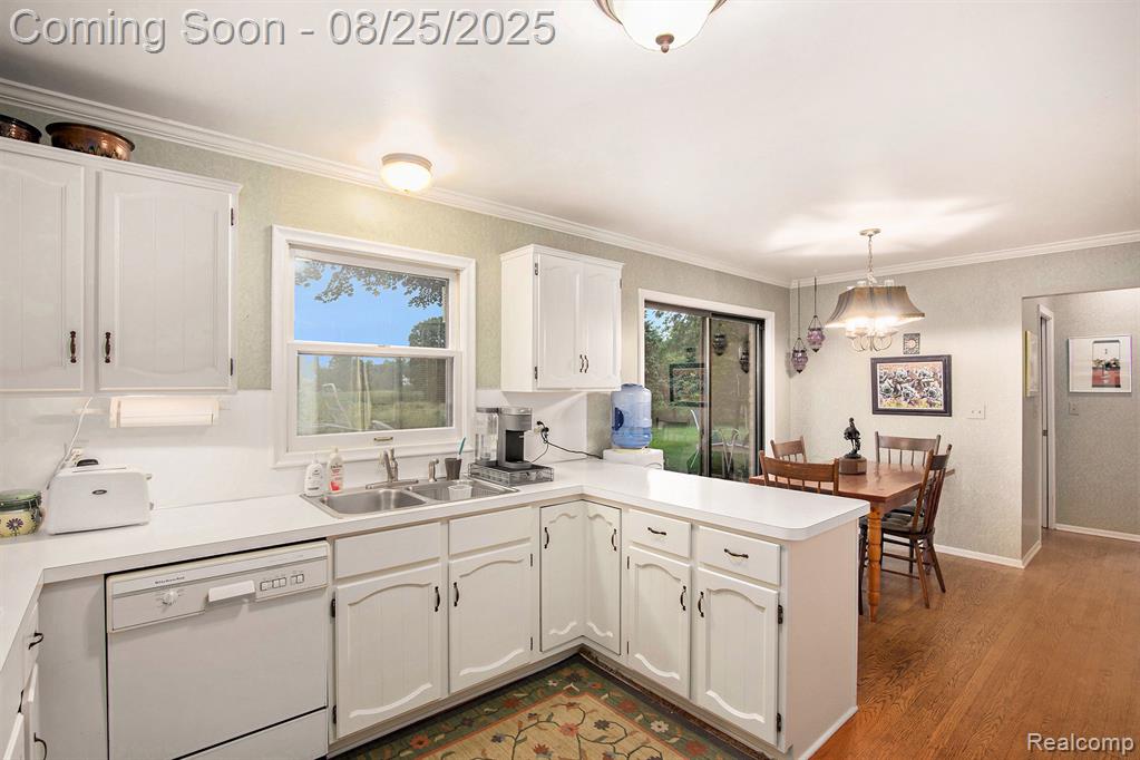 9125 Burning Tree Drive, Grand Blanc, MI 48439 — Photo 8