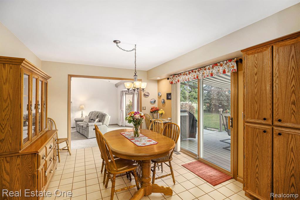 5208 Crowfoot Drive, Troy, MI 48085 — Photo 6