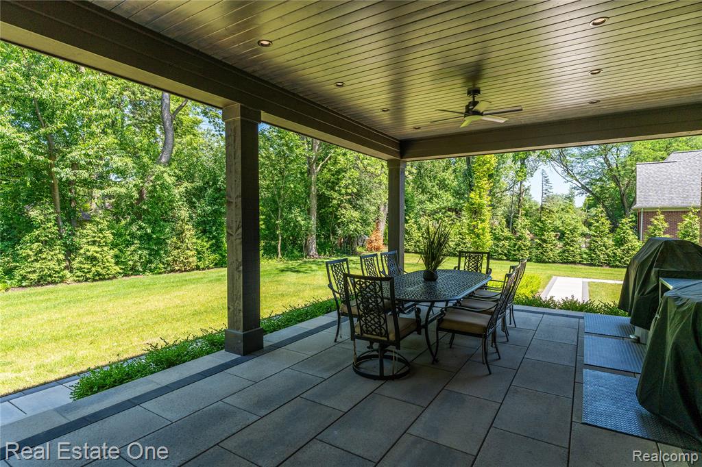 3370 Bloomcrest Drive, Bloomfield Hills, MI, 48304