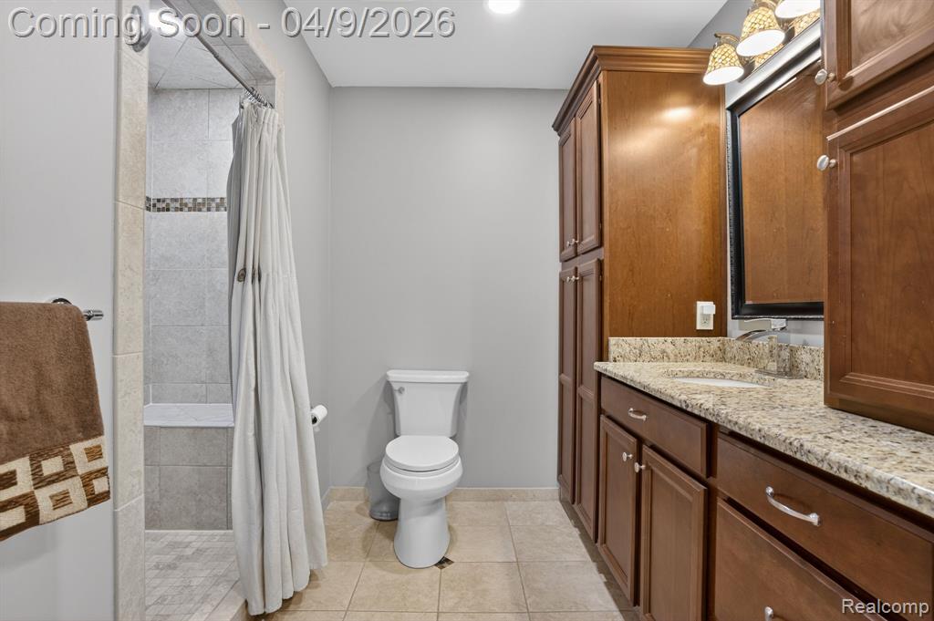 341 Ridgewood Road, Rochester, MI 48306 — Photo 34
