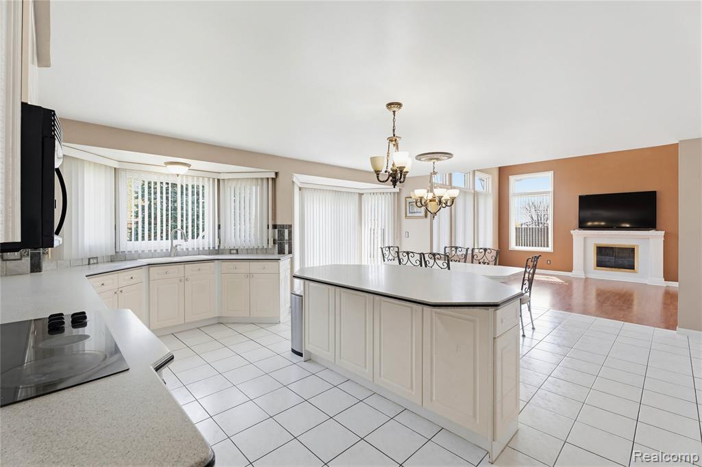 41116 Ginger Court, Sterling Heights, MI 48314 — Photo 15