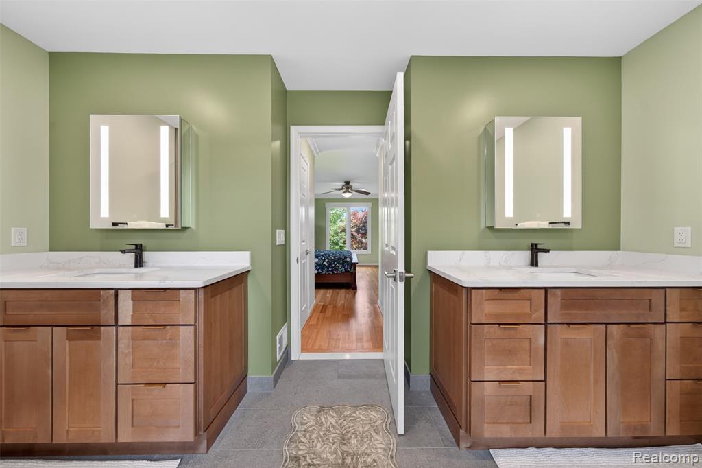 41621 Hempshire Street, Novi, MI — Photo 34