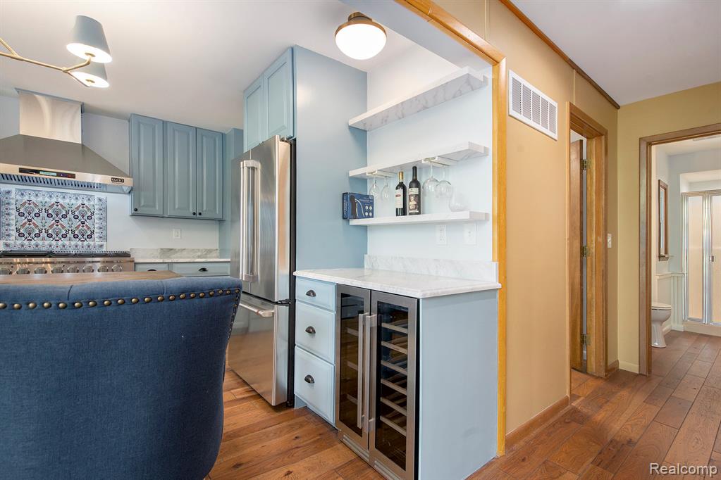 9818 BURNING TREE Drive, Grand Blanc, MI 48439 — Photo 15