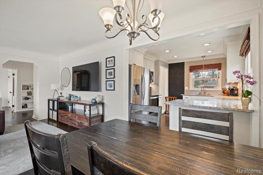 524 E LA SALLE Avenue, Royal Oak, MI 48073 — Photo 13