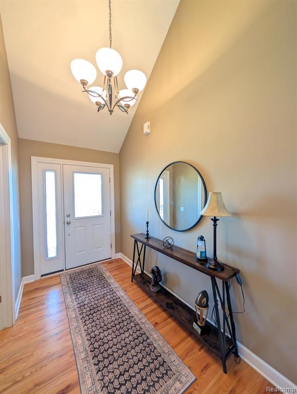 5441 Meadow Creek Court, Flint, MI 48532 — Photo 5