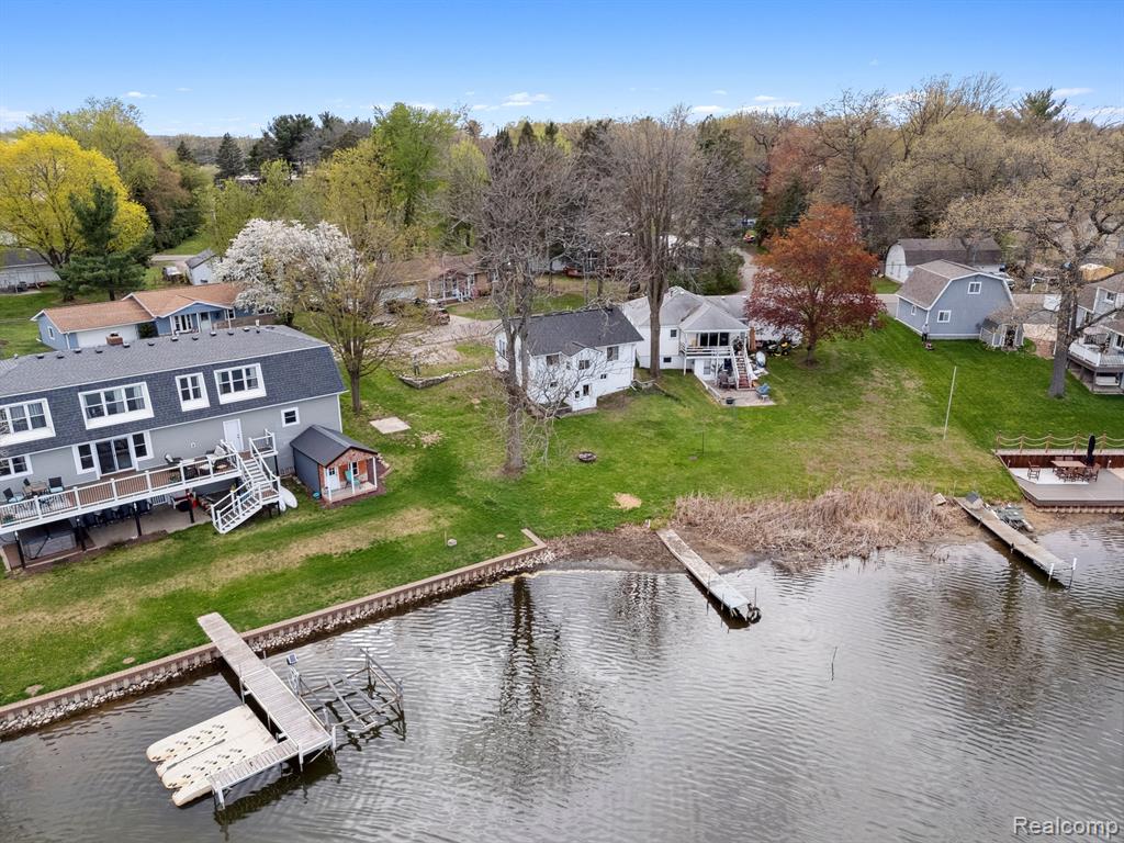 490 Chicago Drive, Howell, MI 48843 — Photo 24