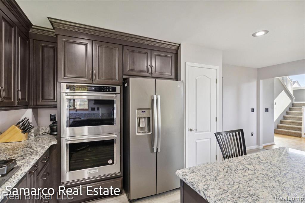 7998 RAYNA, Belleville, MI 48111 — Photo 11