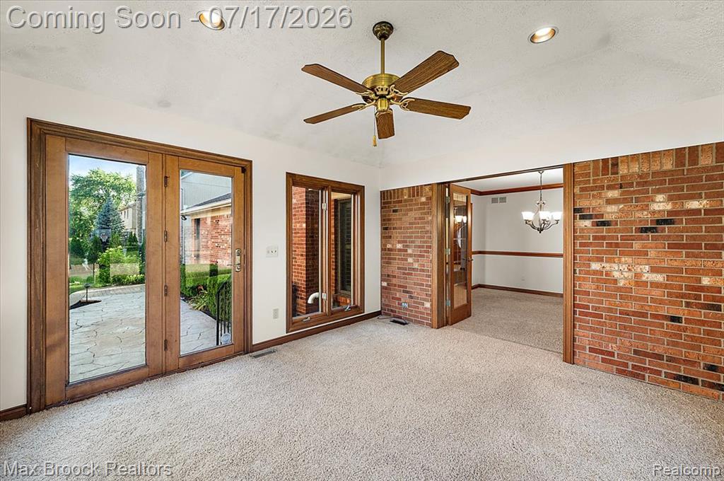 43909 Welland Drive, Clinton Twp, MI 48038 — Photo 10