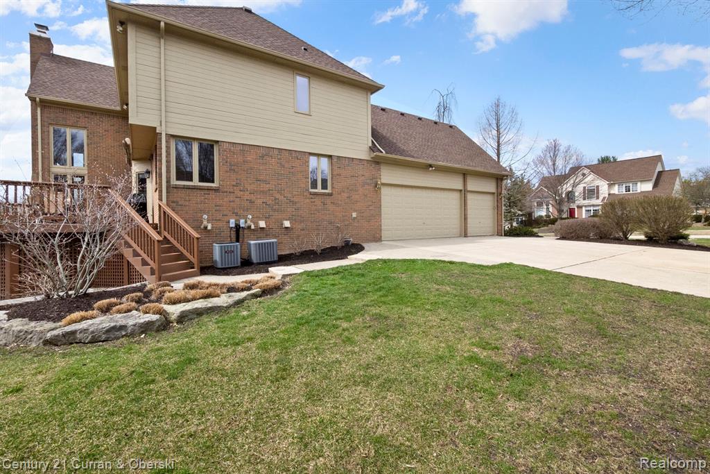 41671 SUDBURY, Novi, MI — Photo 56