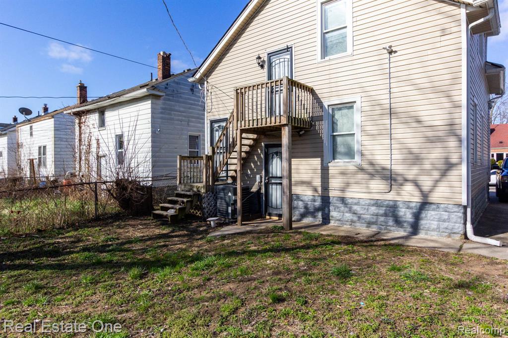 18666 Carrie Street, Detroit, MI 48234 — Photo 35