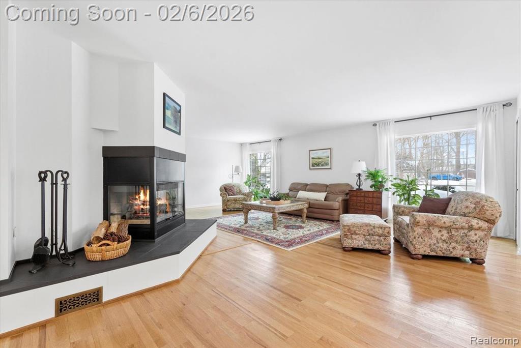 8842 Thorntree Drive, Grosse Ile, MI 48138 — Photo 6
