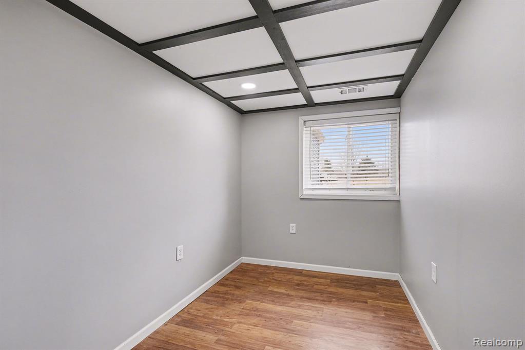 5912 Falkenbury Road, North Branch, MI 48461 — Photo 20