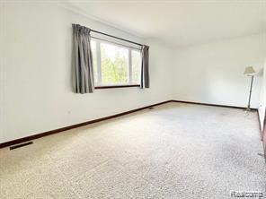 491 LEETONIA Drive, Troy, MI 48085 — Photo 8