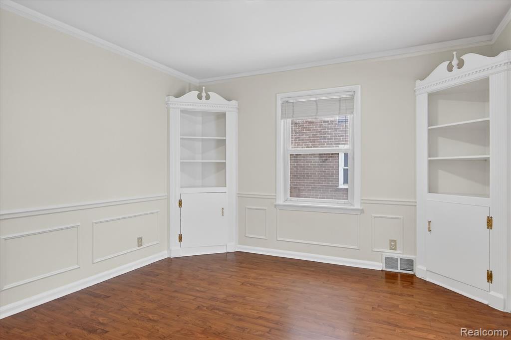 13336 Balfour Avenue, Huntington Woods, MI — Photo 4