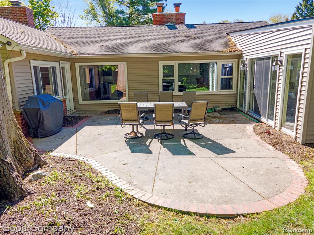 4230 Orchard Way, Bloomfield Hills, MI 48301 — Photo 52