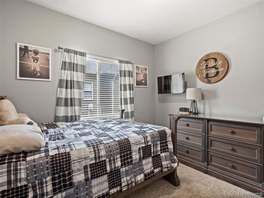 45877 ANDREW Drive, Macomb, MI 48044 — Photo 22