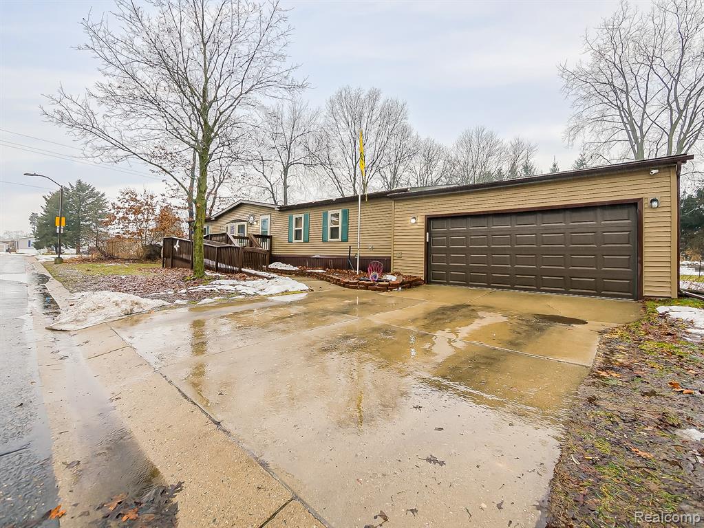 2015 Plum Street, Clarkston, MI 48348 — Photo 4