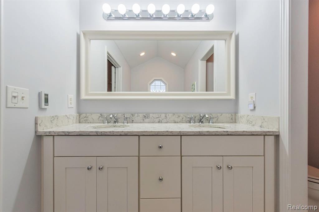 5628 DEER RUN Lane, Dexter, MI 48130 — Photo 19