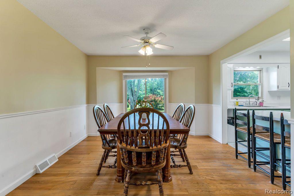 12520 SEYMOUR Road, Burt, MI 48417 — Photo 11
