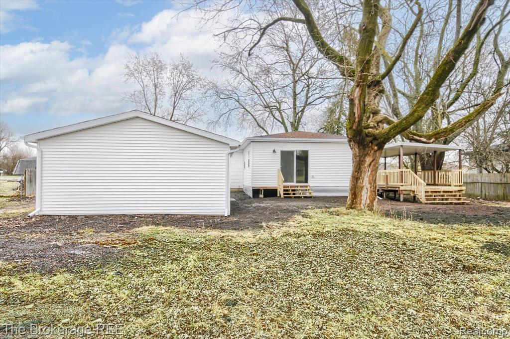 4507 N BELSAY Road, Flint, MI 48506 — Photo 34