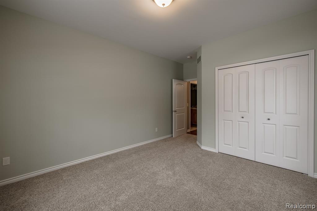 9573 Kingsway Circle, Clarkston, MI 48348 — Photo 27