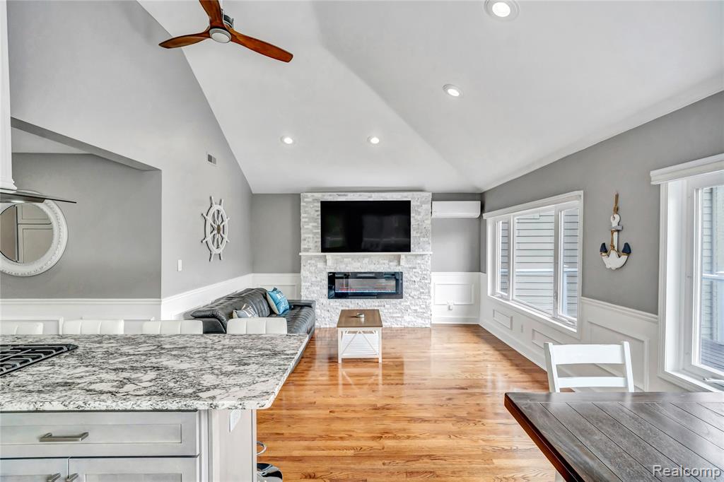 533 Bellevue Avenue, Lake Orion, MI 48362 — Photo 26
