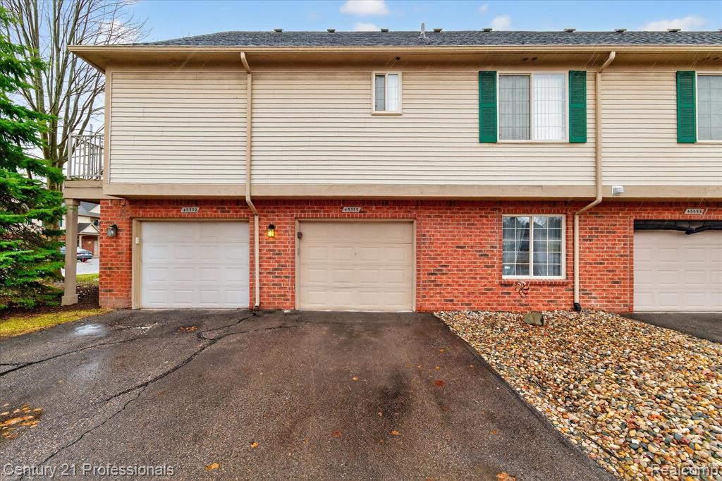 45555 Hidden View Court, 6 Mile Rd, Utica, MI 48315 — Photo 21