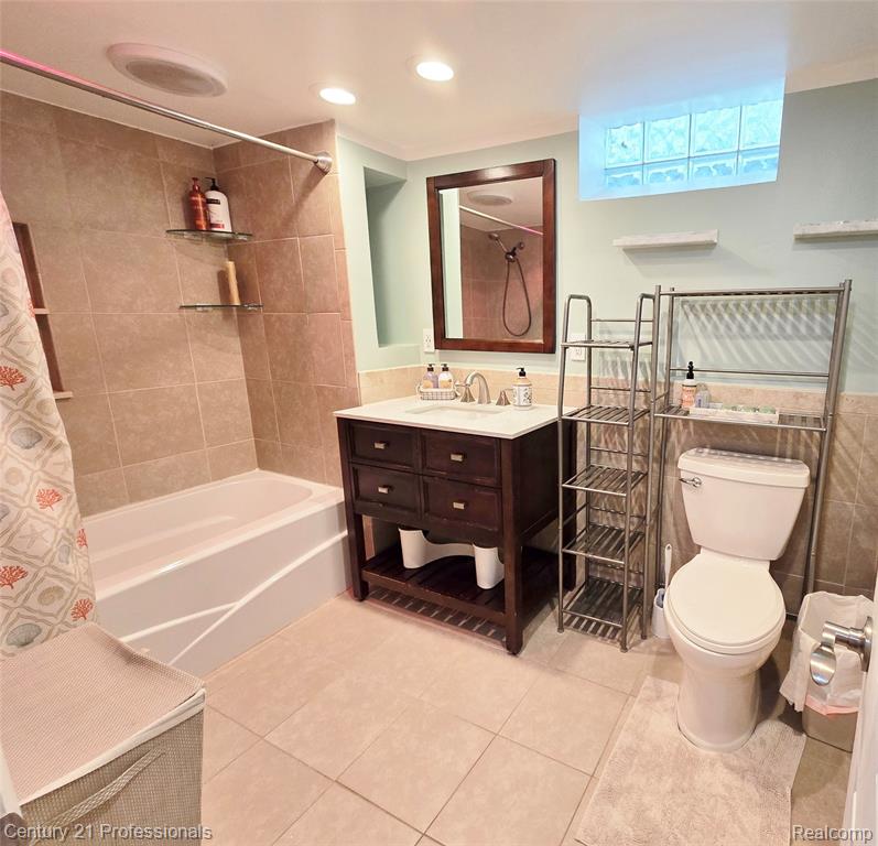 650 Longford Drive, Rochester Hills, MI 48309 — Photo 33