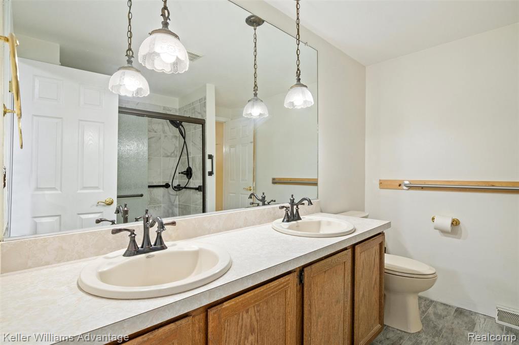 60422 Lamplighter Drive, New Hudson, MI 48165 — Photo 19