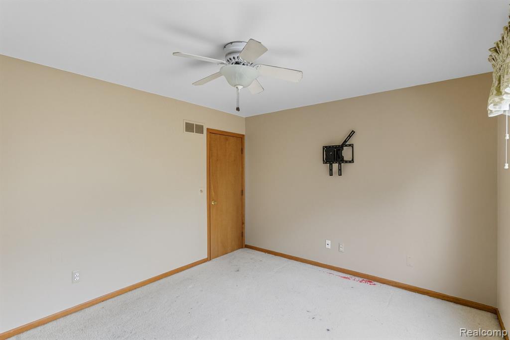41825 Alden Drive, Clinton Twp, MI 48038 — Photo 21