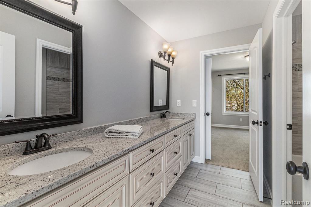1540 KESSLER Avenue, Keego Harbor, MI 48320 — Photo 31