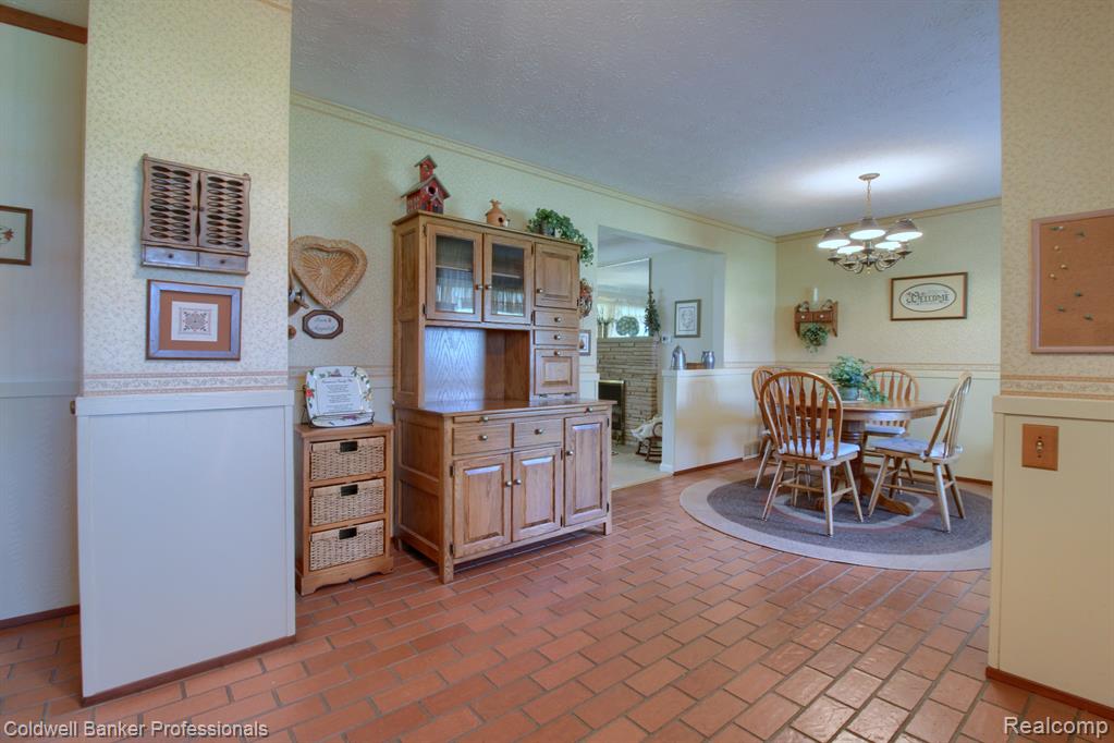 9111 MORRISON Avenue, Plymouth, MI 48170 — Photo 11
