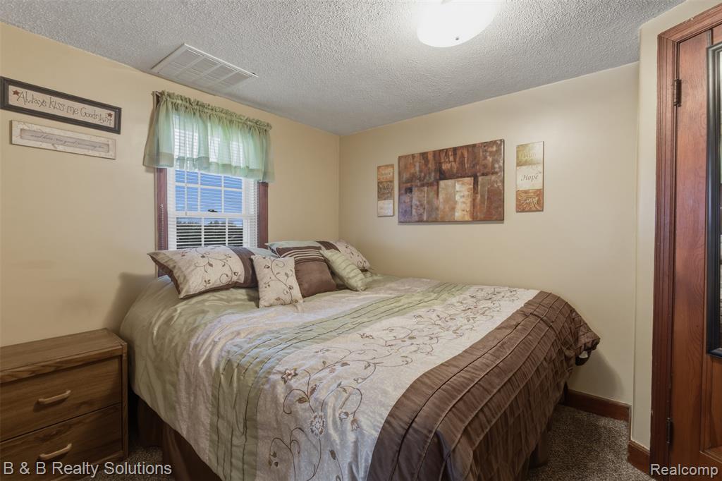 23644 E Main Street, Armada, MI — Photo 14