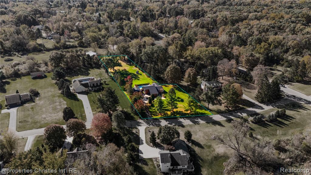 4301 Heatherwood Drive, Milford, MI 48381 — Photo 55