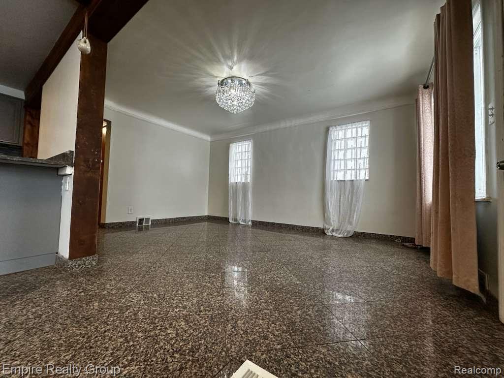 5245 Jonathon Street, Dearborn, MI 48126 — Photo 12