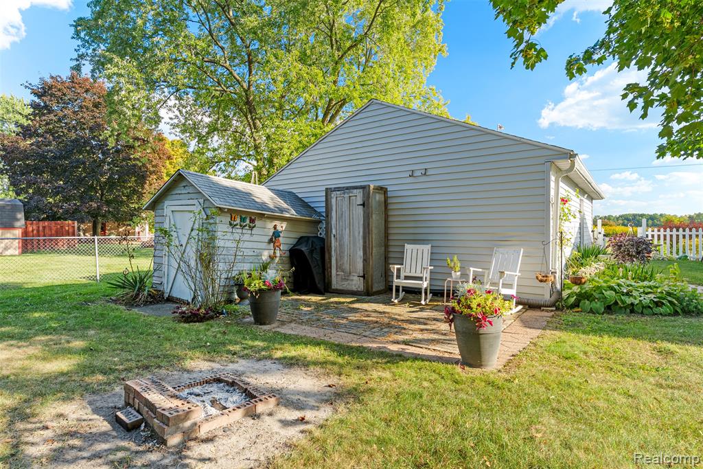 5292 Maple Avenue, Swartz Creek, MI 48473 — Photo 25