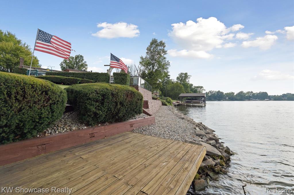 42494 E Huron River Drive, Belleville, MI 48111 — Photo 40