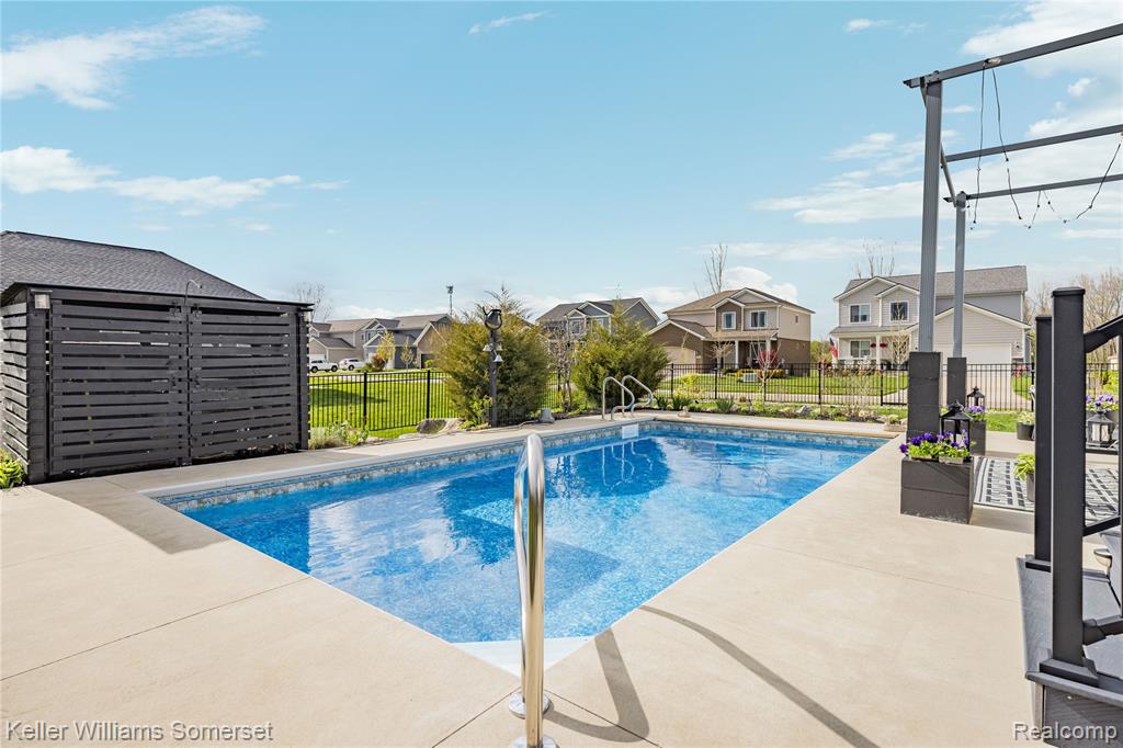 328 Hidden E, Holly, MI 48442 — Photo 47