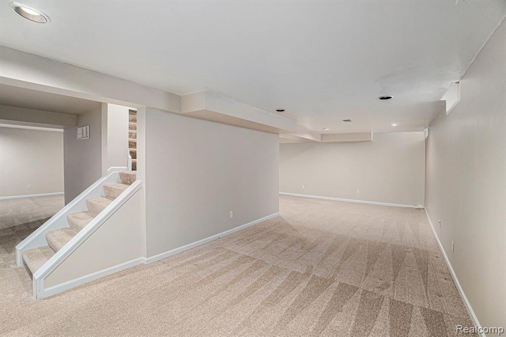 6033 Campfire Circle, Clarkston, MI — Photo 29
