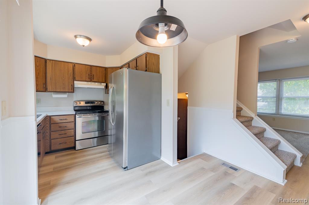 2960 WHITTIER Court, Ann Arbor, MI 48104 — Photo 8