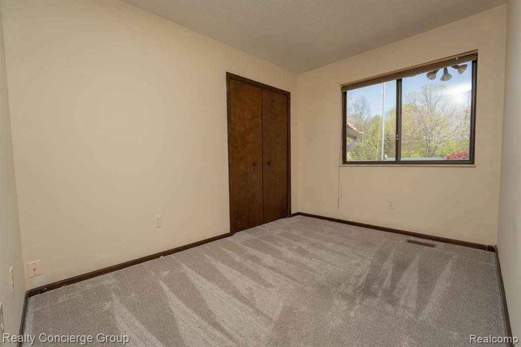 5412 PRAIRIE View, Brighton, MI 48116 — Photo 12