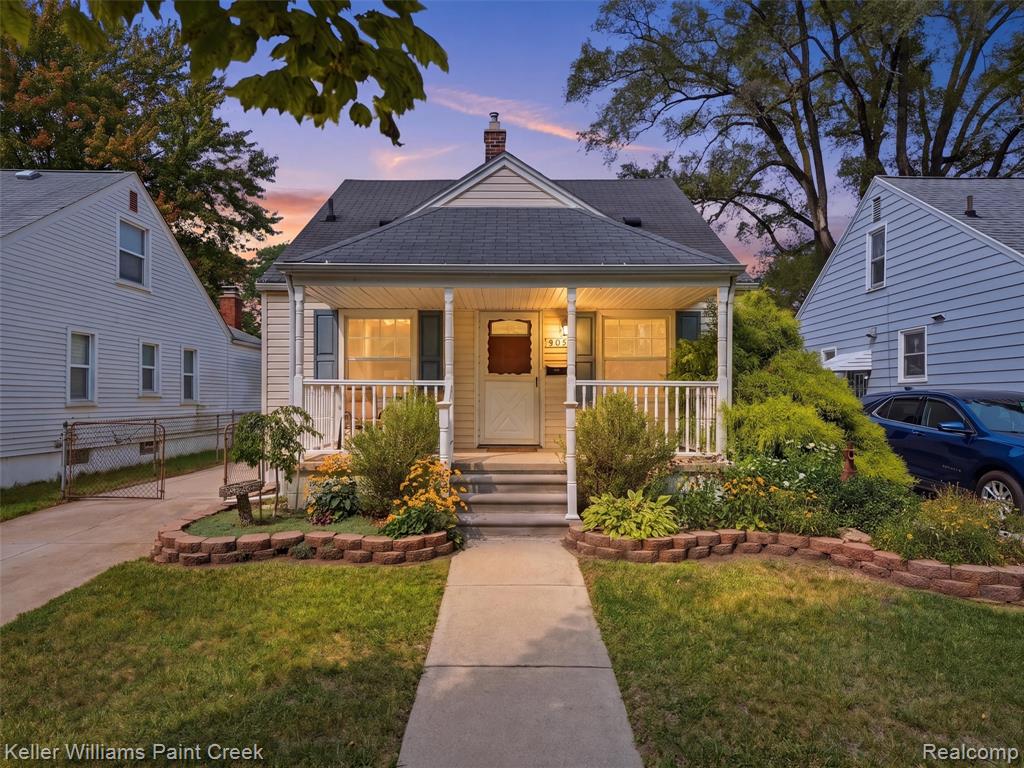 905 N Kenwood Avenue, Royal Oak, MI 48067