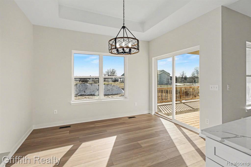 2878 Clivedon Road, Howell, MI 48843 — Photo 9