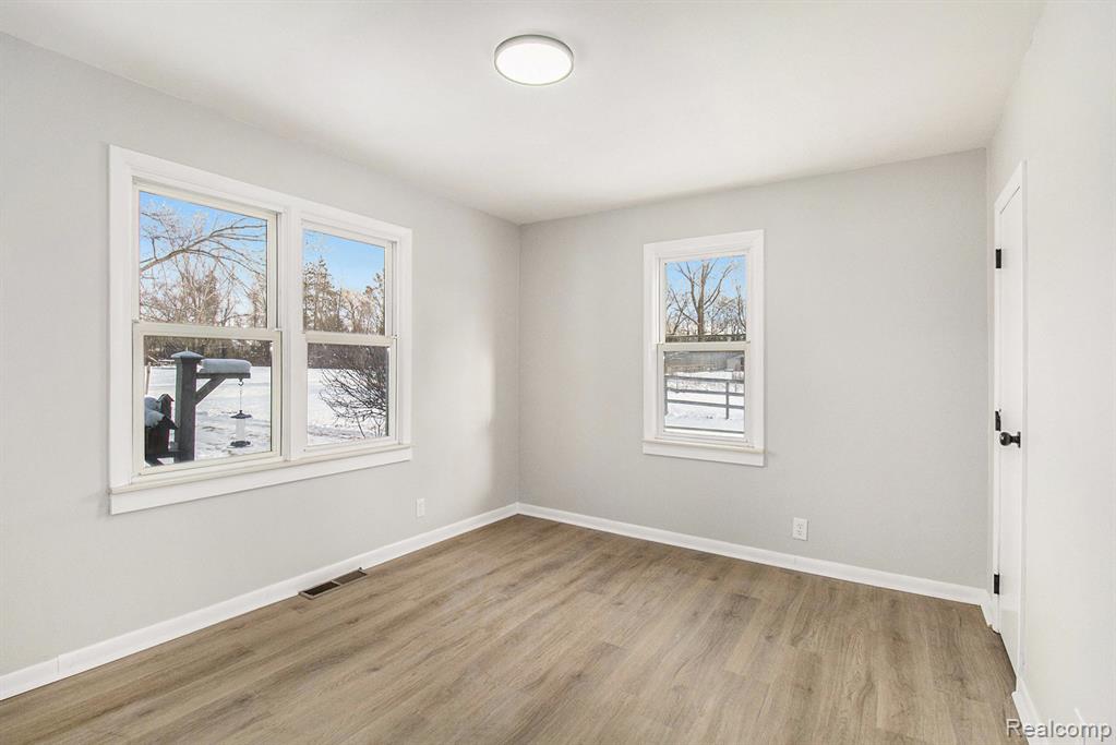 5901 Burdick Road, Lapeer, MI 48446 — Photo 13