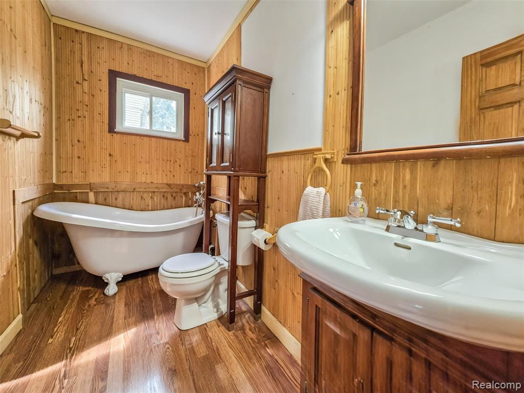 26734 Barrington Street, Madison Heights, MI 48071 — Photo 9